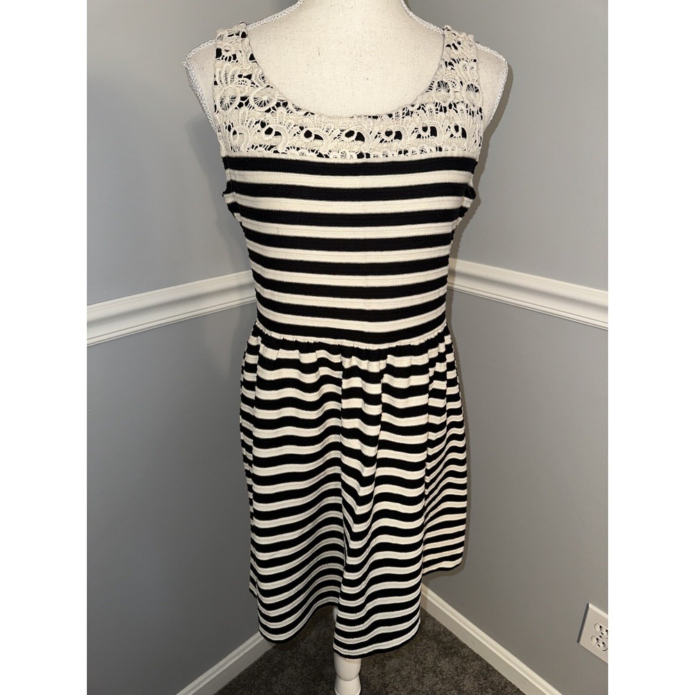 Maison Jules Dress Size M Sleeveless Crochet Knee Length Striped Fit and Flare